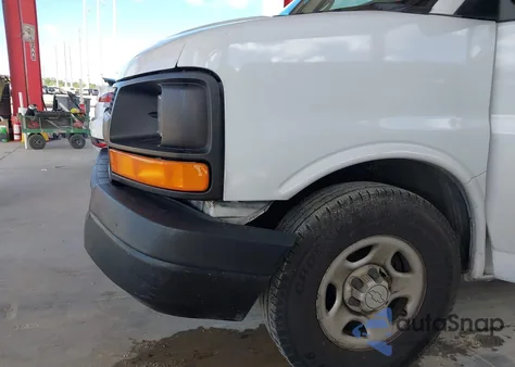 2006 Chevrolet Express Work Van z USA, uszkodzony, nr VIN 1GCFG15X561273018